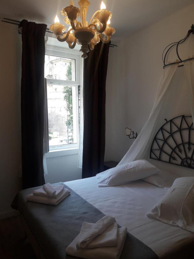 Rooms Alla Loggia Del Castello Trento Bagian luar foto